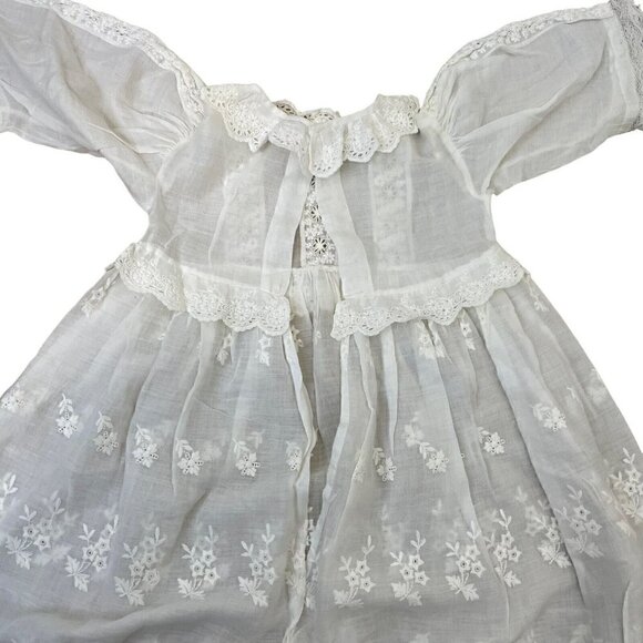 Antique Victorian Elegant Embroidered Eyelet Lace Christening Baby Gown Dress - Picture 7 of 10